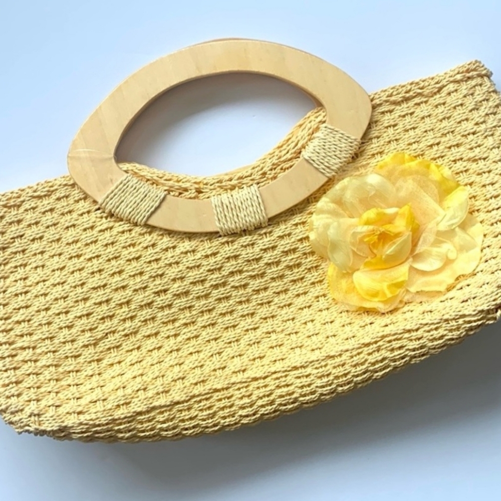 🌼 NWT vintage yellow woven purse